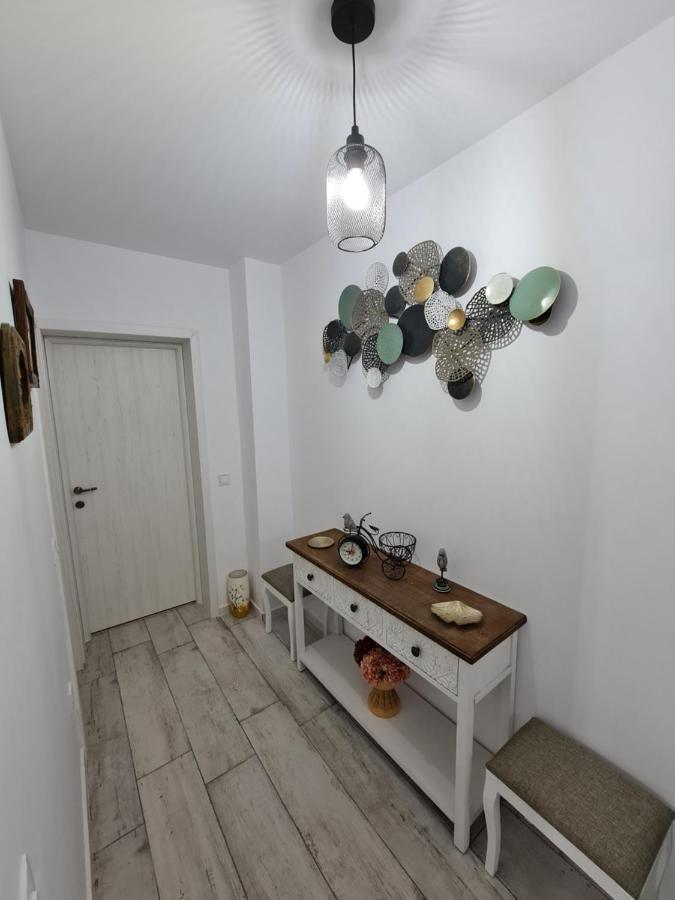 White Stone Apartment Sibiu Exterior photo