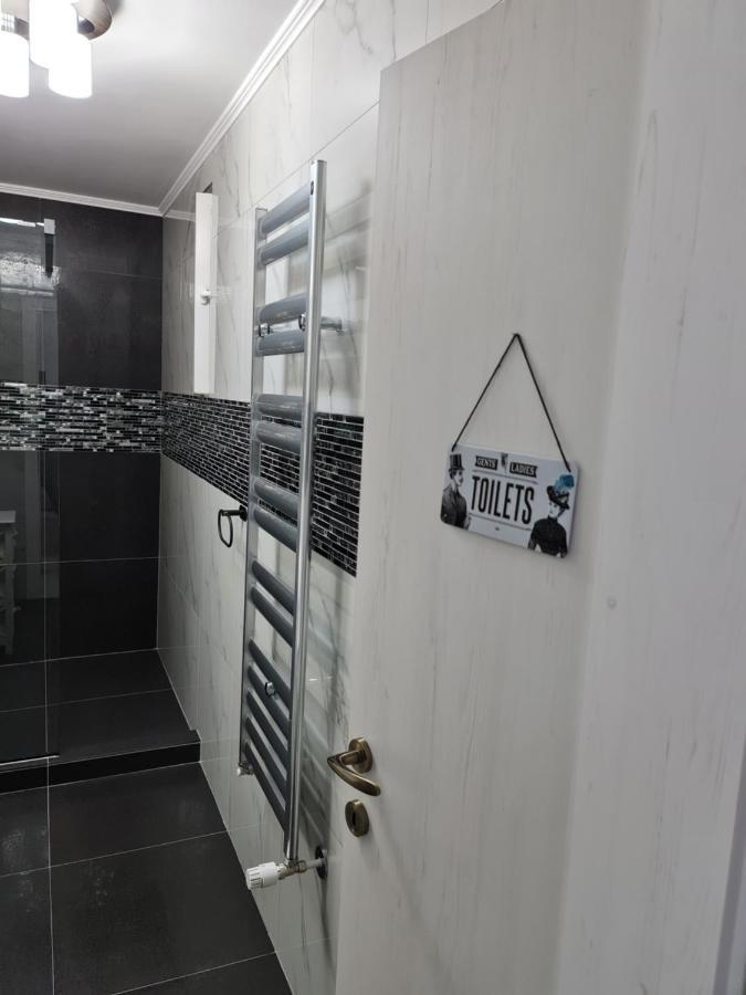 White Stone Apartment Sibiu Exterior photo
