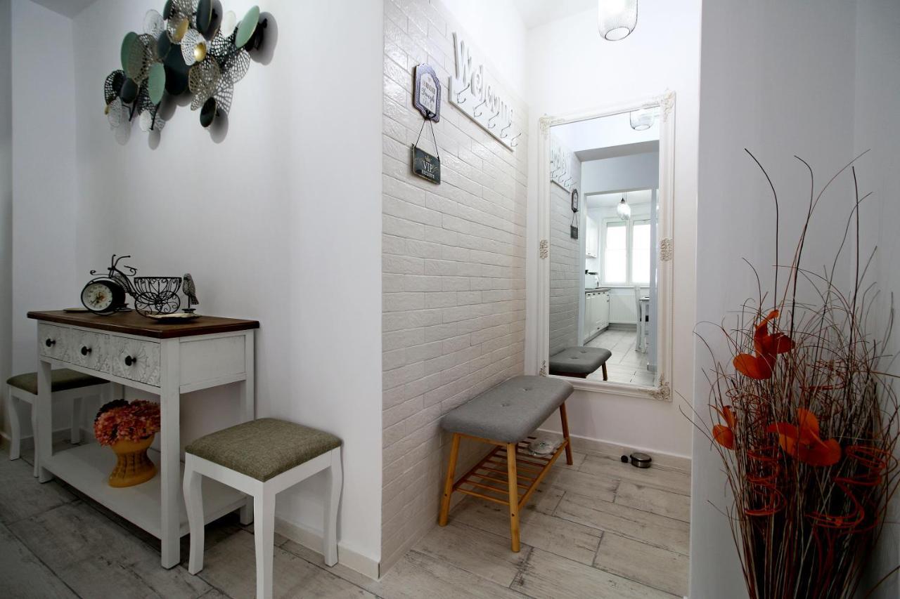 White Stone Apartment Sibiu Exterior photo
